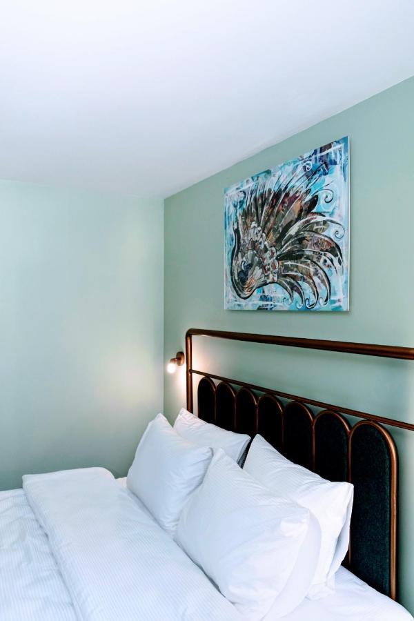 Paliani Hotel メスティア エクステリア 写真